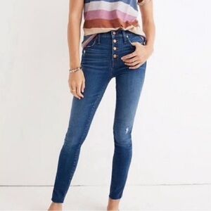 Madewell 10" High-Rise Skinny Jeans in a button-fly style size 29
